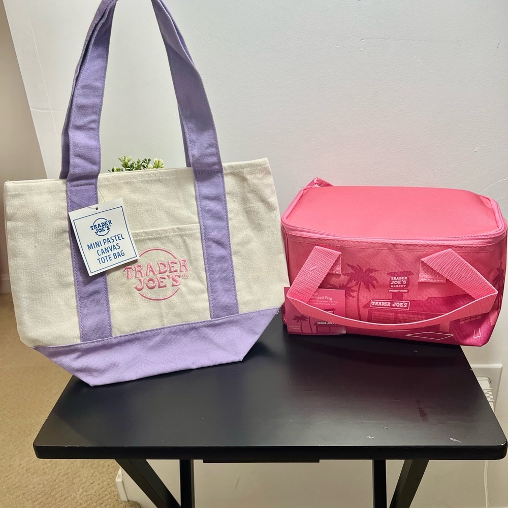 Bundle of Trader Joe’s mini canvas tote Pastel purple and pink insulated bags - Picture 8 of 9